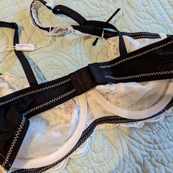Ruzishun NWT bra 36C w/matching panty large, blk/white underwire lace - Picture 2 of 2